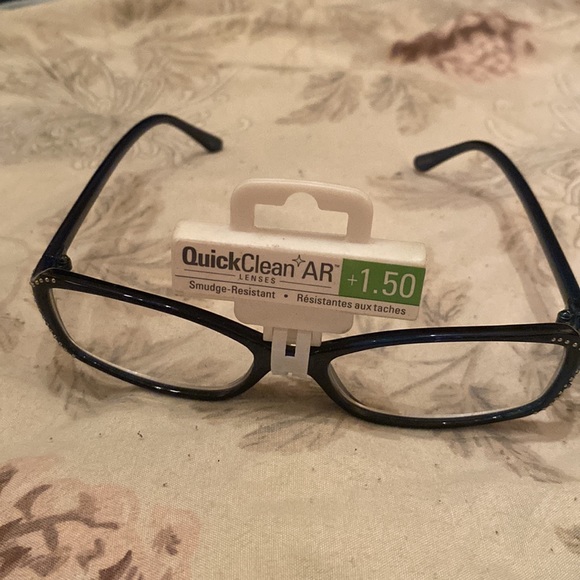 Reading glasses 🤓 - Picture 2 of 6